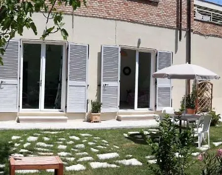 Le Pecore Di Terracotta * Pesaro