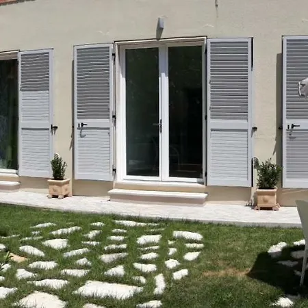 Le Pecore Di Terracotta * Pesaro